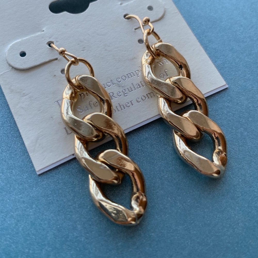 NEW Cuban Link Drop Earrings (GOLD)